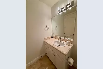 703 11th Street, Hermosa Beach, CA 90254 - Photo 12