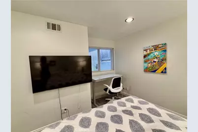 703 11th Street, Hermosa Beach, CA 90254 - Photo 14