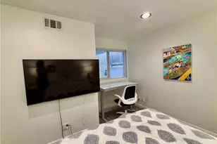 703 11th St, Hermosa Beach, CA 90254 - Photo 14