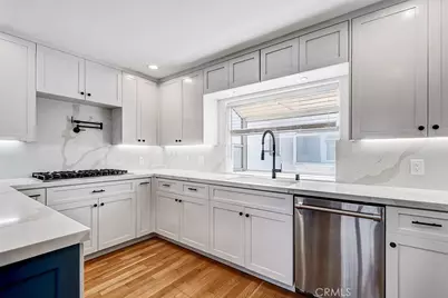 716 Manhattan Beach Boulevard, Manhattan Beach, CA 90266 - Photo 8