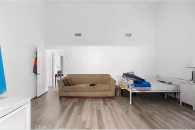12120 Terra Bella, Pacoima, CA 91331 - Photo 22