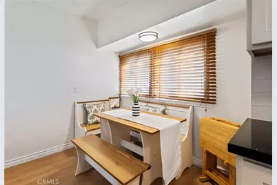 10725 S 8th Avenue, Inglewood, CA 90303 - Photo 10