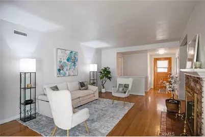 10725 S 8th Avenue, Inglewood, CA 90303 - Photo 6