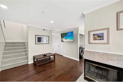 321 W. Queen St. Unit 8, Inglewood, CA 90301 - Photo 4