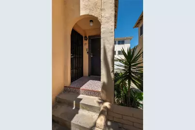 8155 Manitoba Street, Playa del Rey, CA 90293 - Photo 2