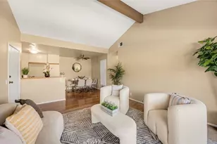 27618 Susan Beth Way, Saugus, CA 91350 - Photo 4