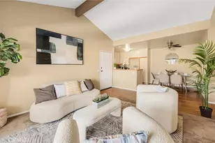 27618 Susan Beth Way, Saugus, CA 91350 - Photo 2