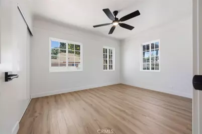 9413 Stanford, South Gate, CA 90280 - Photo 32