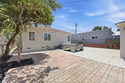 9413 Stanford, South Gate, CA 90280 - Photo 20