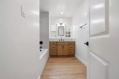 9413 Stanford, South Gate, CA 90280 - Photo 8