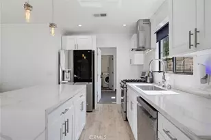 13547 Bessemer St, Los Angeles, CA 91401 - Photo 10