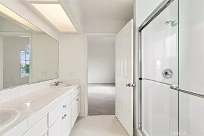 15211 Eastwood Avenue, Lawndale, CA 90260 - Photo 24