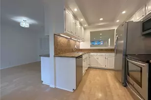 938 Palo Verde Ave, Long Beach, CA 90815 - Photo 16