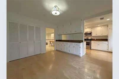 938 Palo Verde Avenue, Long Beach, CA 90815 - Photo 14