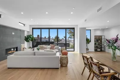 947 7th Street, Hermosa Beach, CA 90254 - Photo 8