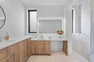 947 7th St, Hermosa Beach, CA 90254 - Photo 36