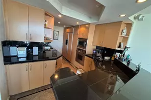 531 Esplanade, Redondo Beach, CA 90277 - Photo 10