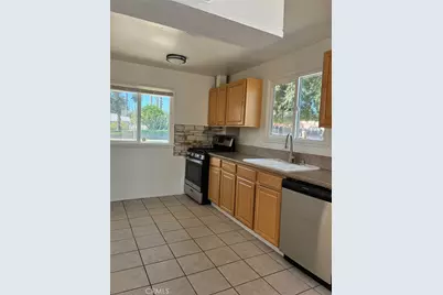 22959 Vose, West Hills, CA 91307 - Photo 8