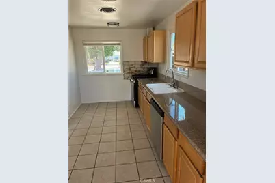 22959 Vose, West Hills, CA 91307 - Photo 2