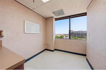 4477 W 118th Street, Hawthorne, CA 90250 - Photo 36