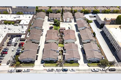 14012 Cerise Avenue, Hawthorne, CA 90250 - Photo 46
