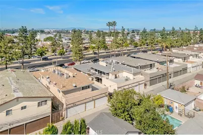 10632 Crenshaw Blvd, Inglewood, CA 90303 - Photo 12