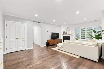 1827 Greenfield Avenue #105, Los Angeles, CA 90025 - Photo 6