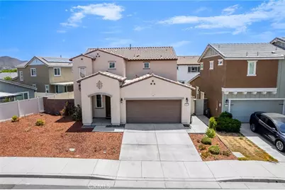 29126 Red Alder, Lake Elsinore, CA 92530 - Photo 2