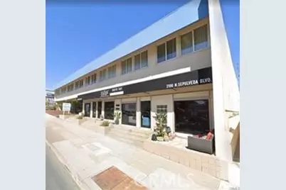 2100 N Sepulveda Boulevard #12, Manhattan Beach, CA 90266 - Photo 1