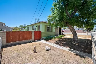 528 W F Street, Wilmington, CA 90744 - Photo 10