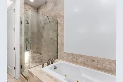 311 Kansas Street #B, El Segundo, CA 90245 - Photo 22
