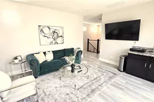 533 Daniel Freeman Cir, Inglewood, CA 90301 - Photo 14