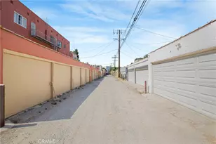 4261 Leimert Blvd, Los Angeles, CA 90008 - Photo 26