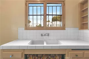 4261 Leimert Blvd, Los Angeles, CA 90008 - Photo 20