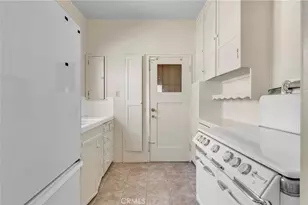 4261 Leimert Blvd, Los Angeles, CA 90008 - Photo 14