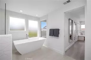 647 1st Pl, Hermosa Beach, CA 90254 - Photo 34