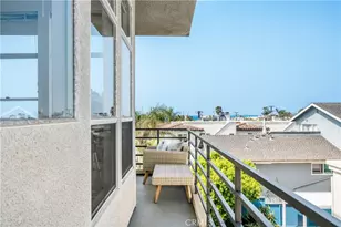 647 1st Pl, Hermosa Beach, CA 90254 - Photo 24