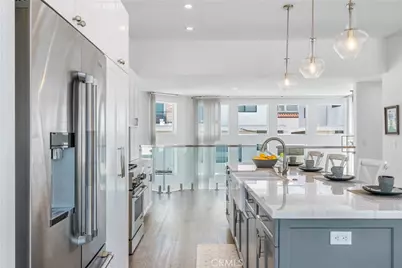 647 1st Place, Hermosa Beach, CA 90254 - Photo 10