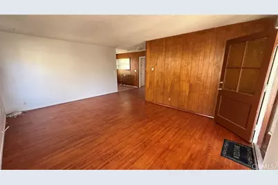 20836 Hawaiian Ave., Lakewood, CA 90715 - Photo 2