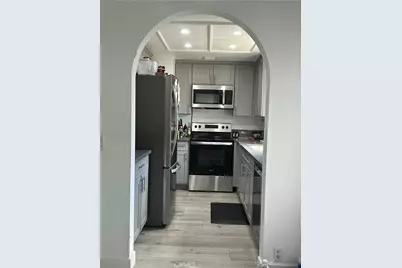 11300 Foothill Boulevard #19, Sylmar, CA 91342 - Photo 10
