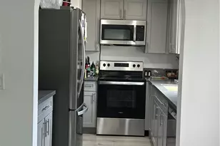 11300 Foothill Blvd, Sylmar, CA 91342 - Photo 10