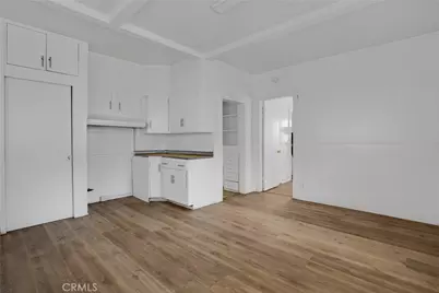 531 W 5th Street, Long Beach, CA 90802 - Photo 18