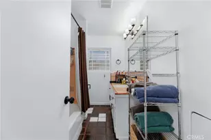 240 Hampton Dr, Venice, CA 90291 - Photo 20