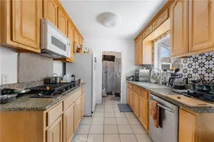 240 Hampton Dr, Venice, CA 90291 - Photo 42