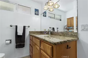 240 Hampton Dr, Venice, CA 90291 - Photo 34