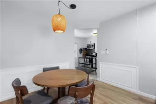 240 Hampton Dr, Venice, CA 90291 - Photo 12