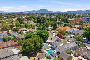 11957 Collins St, Valley Village, CA 91607 - Photo 40