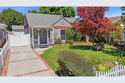 11957 Collins Street, Valley Village, CA 91607 - Photo 2