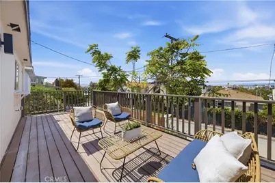 2011 Springfield Avenue, Hermosa Beach, CA 90254 - Photo 6