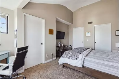 516 W 219th Street #6, Carson, CA 90745 - Photo 20